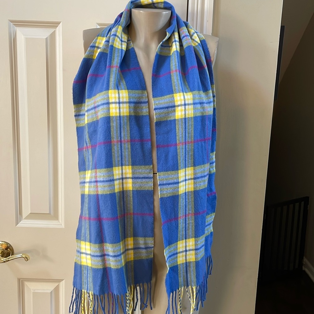 100% Cashmere Made in Scotland Scarf